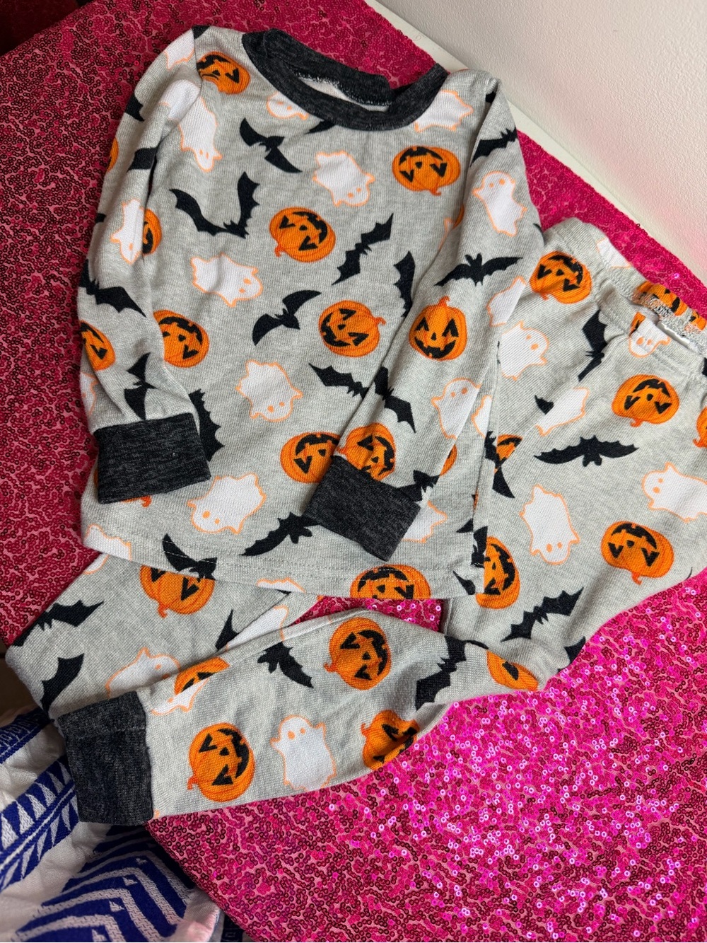 Kids Halloween Pumpkin & Ghost Jogger Pajama Set - Gray & Orange
